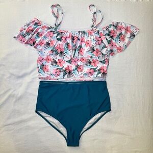 Cute 2 piece Off the Shoulder High Waist Tropical Bikini Size Medium‎ NWOT